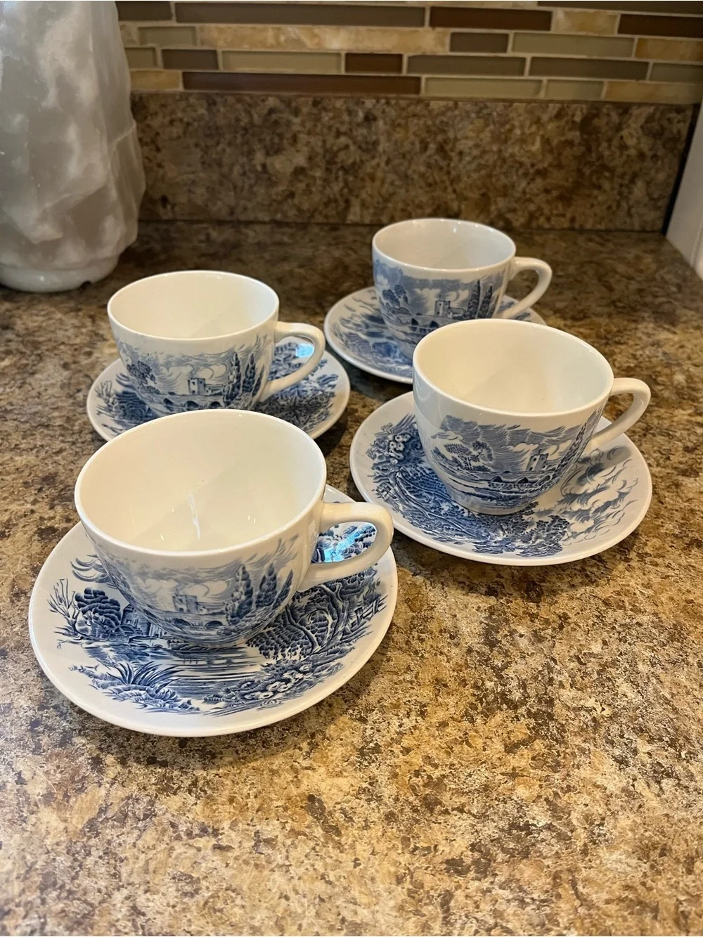 Wedgwood Countryside Teacups and Saucers Set of 4 Blue and White, England